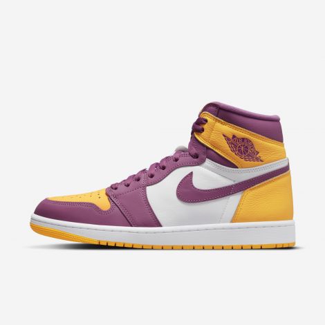 Giày Nike Air Jordan 1 Retro High Og 555088 "University Gold"