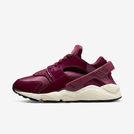 Giày Nike Air Huarache "Beet dark red" DQ8584-600
