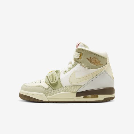 Giày Nike Air Jordan Legacy 312 (gs) "coconut milk" FD9909-111