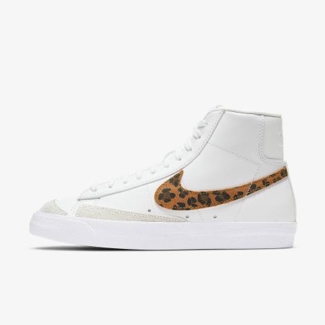 Giày Nike Blazer Mid '77 Se "White" DA8736-101