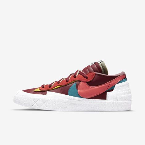 Giày Nike Blazer X Sacai X Kaws "Team Red" DM7901-600