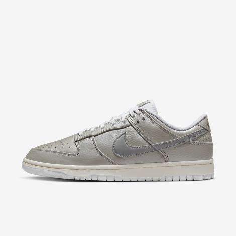 Giày Nike Dunk Low Se "Metallic Silver" DX3197-095