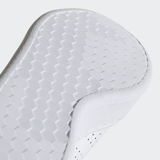 Gi y adidas Advantage Bold EF1034