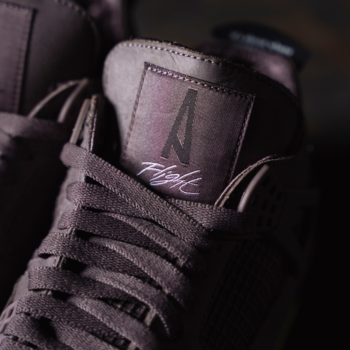 A Ma Maniére x Air Jordan 4 Violet Ore phát hành trên toàn cầu vào ngày 23/11/2022 - 6
