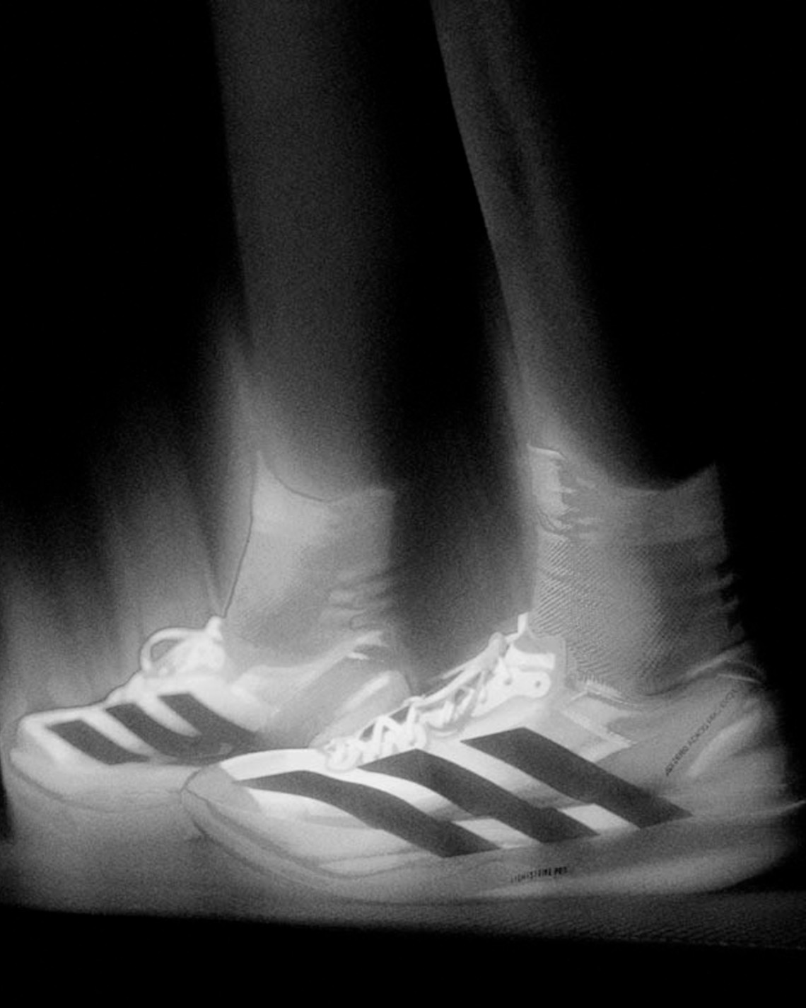 adidas Adios Pro Evo 1: Siêu Giày Chạy Đua Nhẹ Nhất Của adidas Sắp Ra Mắt - 27