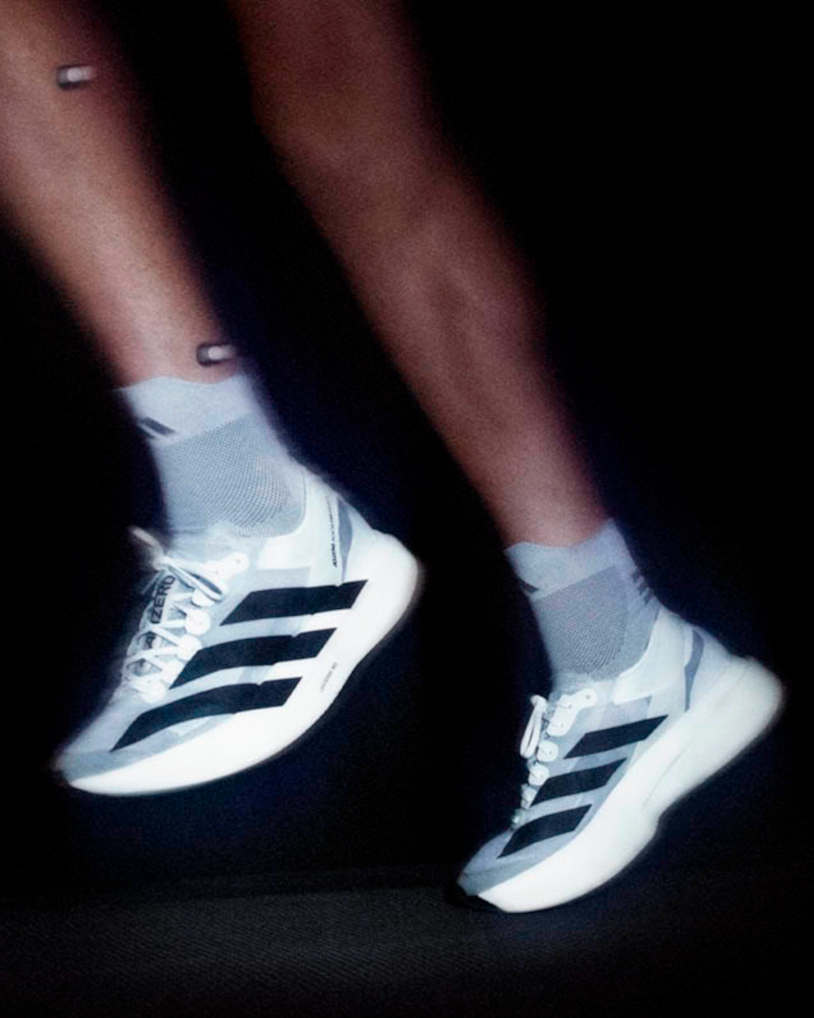 adidas Adios Pro Evo 1: Siêu Giày Chạy Đua Nhẹ Nhất Của adidas Sắp Ra Mắt - 3