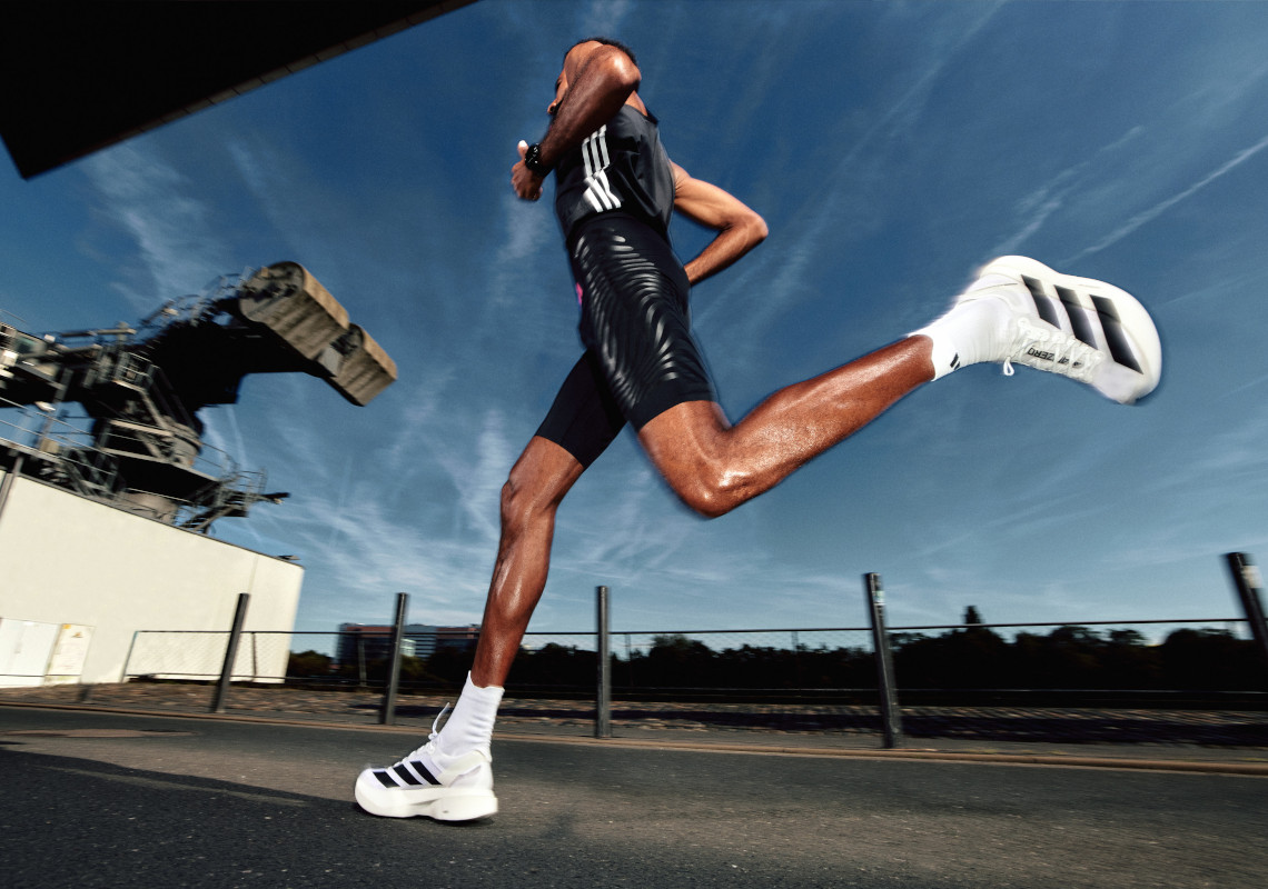 adidas Adios Pro Evo 1: Siêu Giày Chạy Đua Nhẹ Nhất Của adidas Sắp Ra Mắt - 5