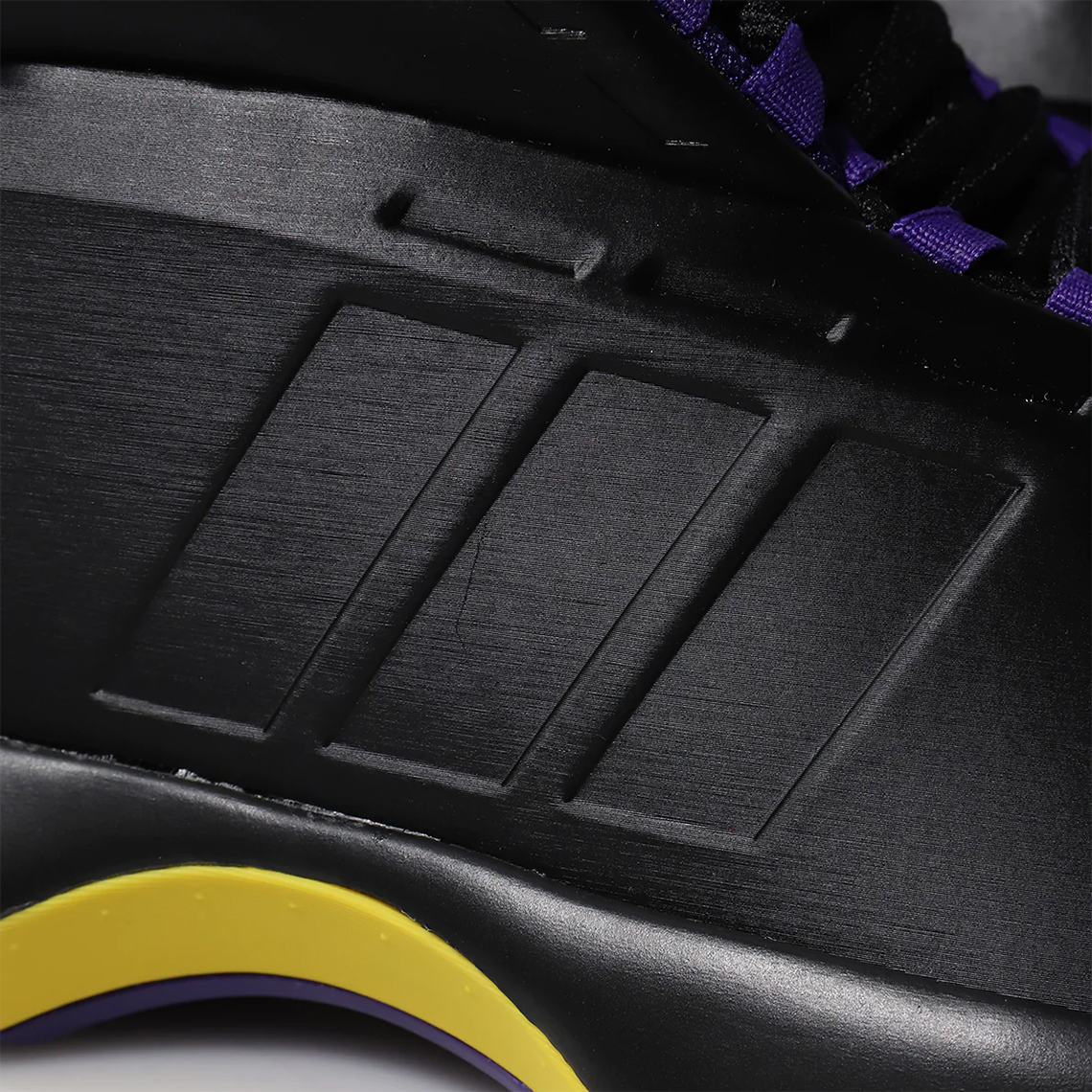 adidas chuẩn bị phát hành phiên bản Crazy 1 mới với màu sắc Lakers cho mùa hè 2023 - 6