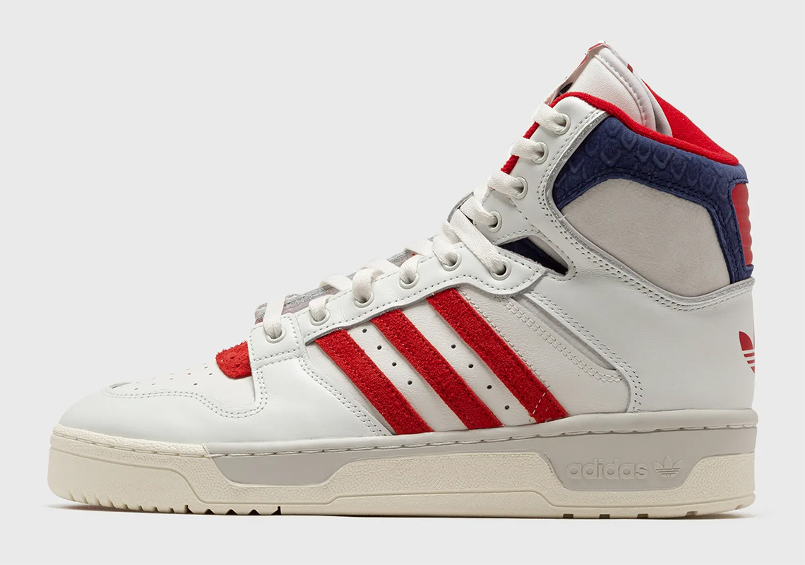 adidas Conductor Hi Core White/Scarlet: Phiên bản đặc biệt với màu sắc cổ điển - 2