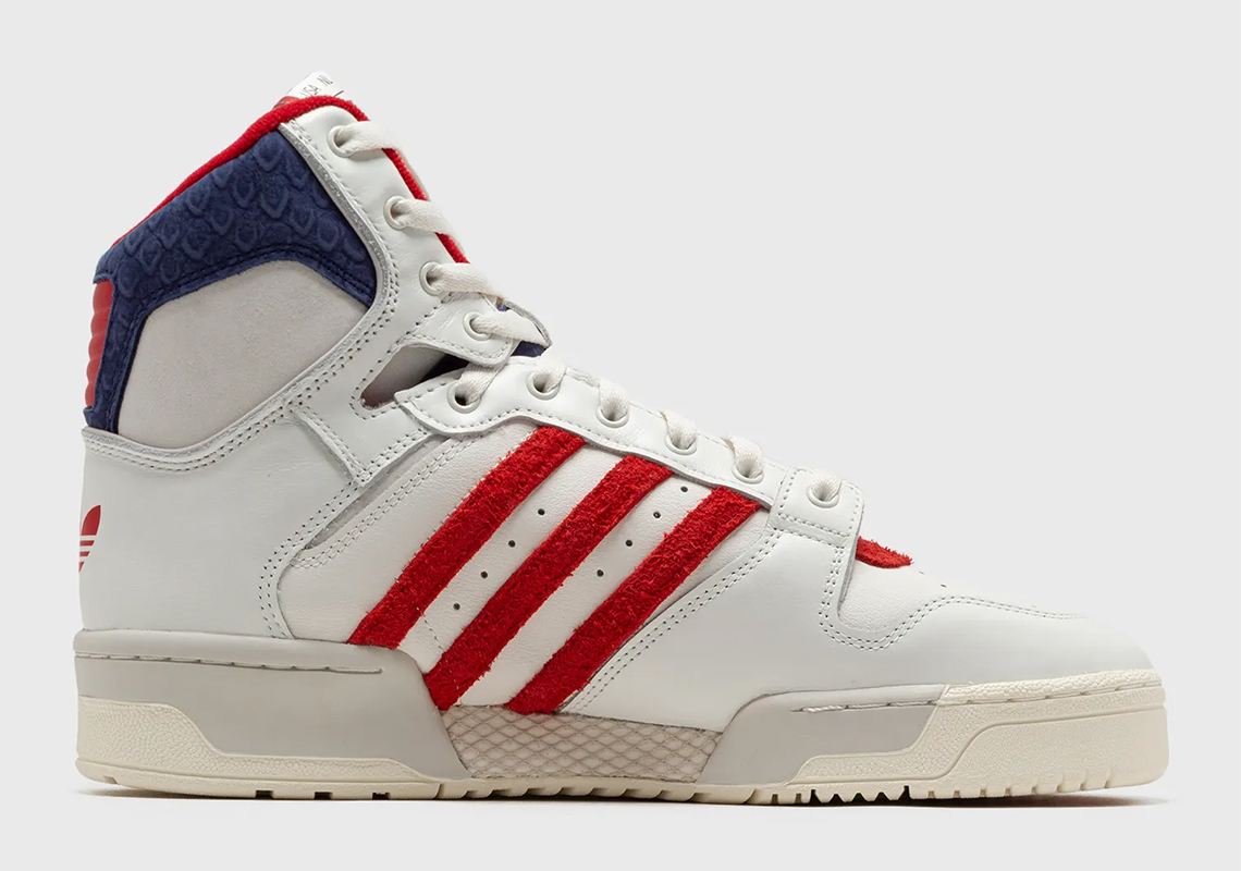 adidas Conductor Hi Core White/Scarlet: Phiên bản đặc biệt với màu sắc cổ điển - 3