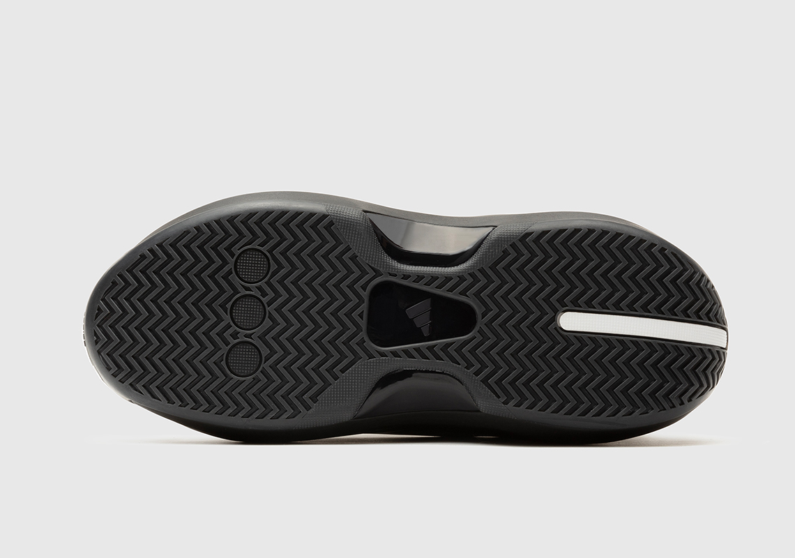 adidas Crazy IIInfinity 'Triple Black': Màu Sắc Đẹp Mắt Cho Giày Bóng Rổ Cận Thập Kỷ - 6