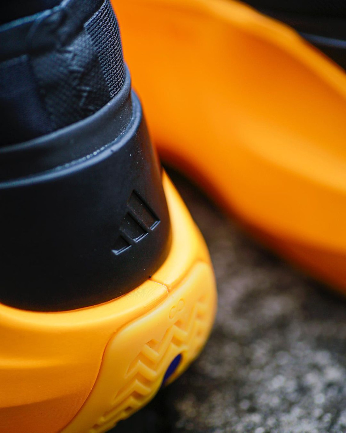 adidas Crazy IIInfinity Yellow/Blac - 9