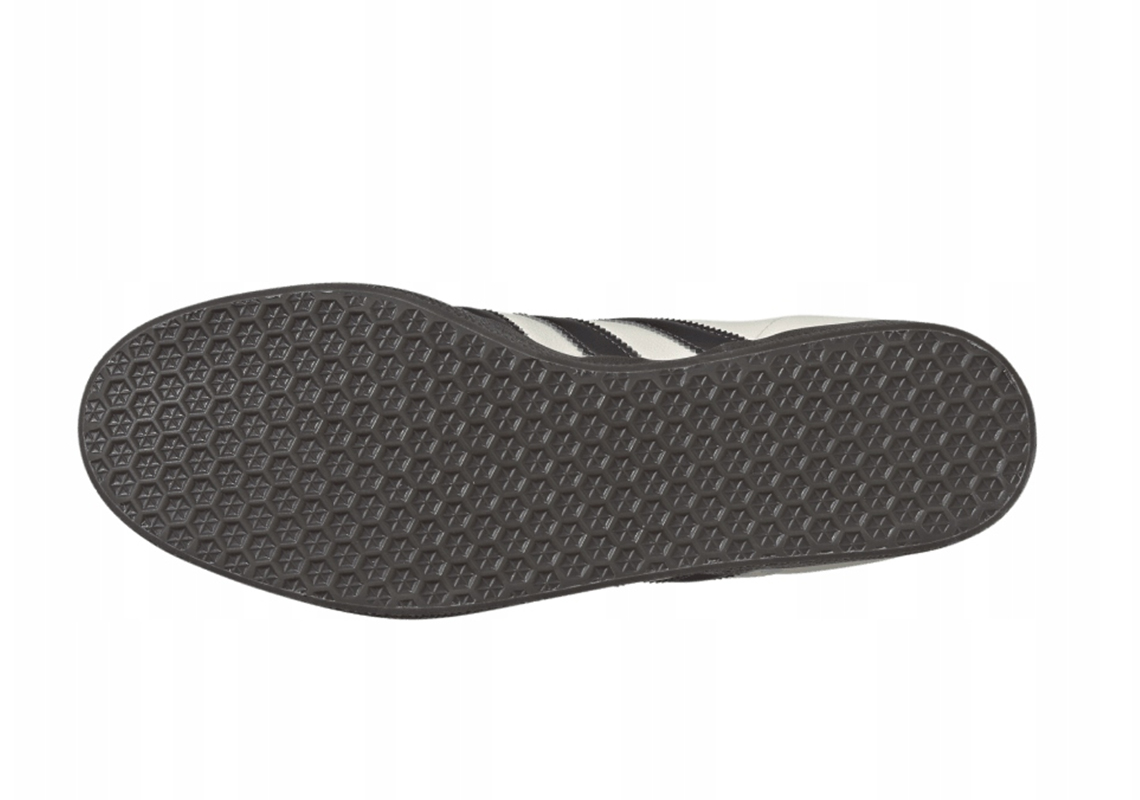 adidas Gazelle 'Hiện Đại và Quý Phái' Kỷ Niệm Hợp Tác Độc Đáo với Liên Đoàn Bóng Đá Đức - 15