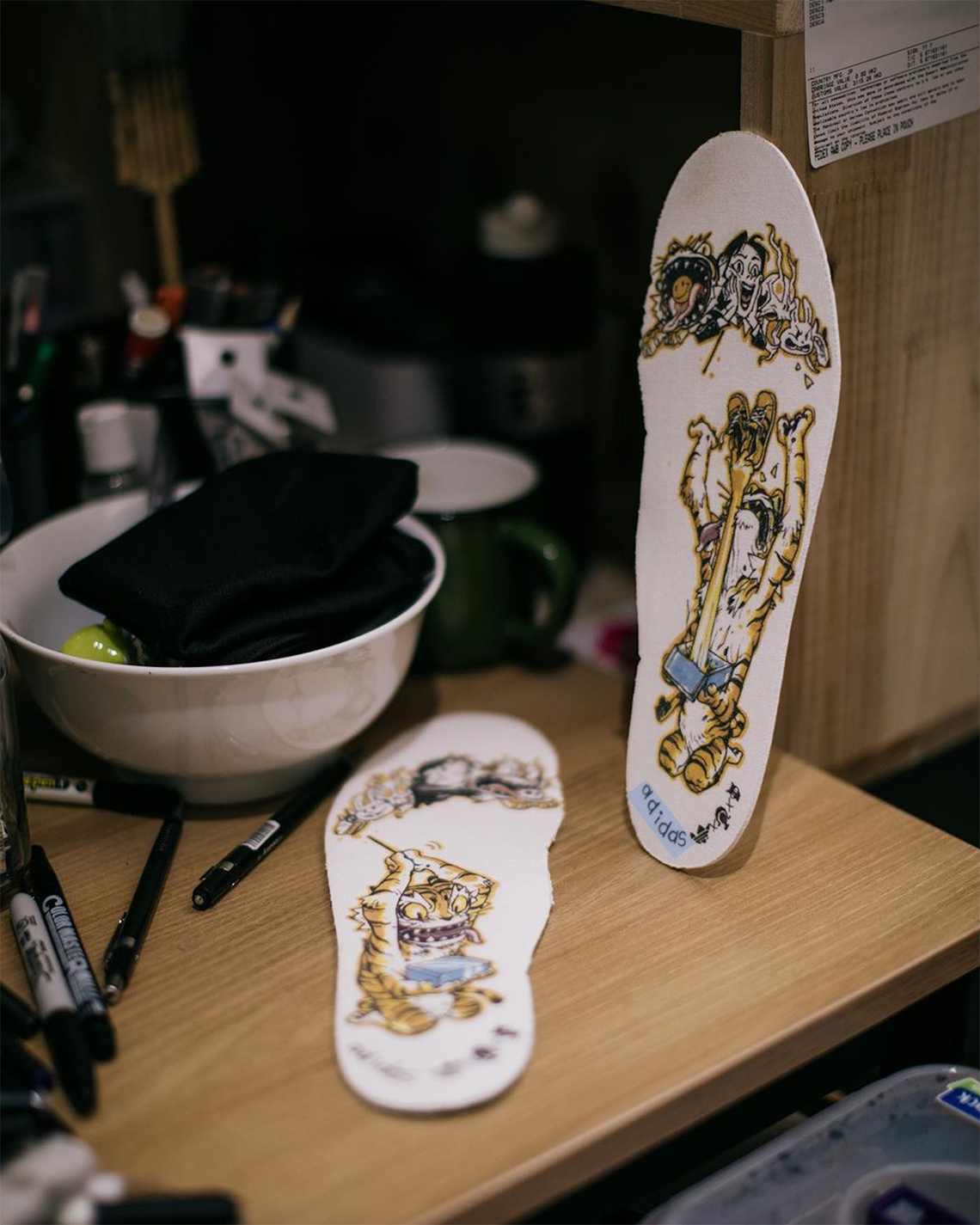 Adidas hợp tác với Kasina để phát hành phiên bản giới hạn giày Campus với nghệ thuật của Kim Jung Gi - 7