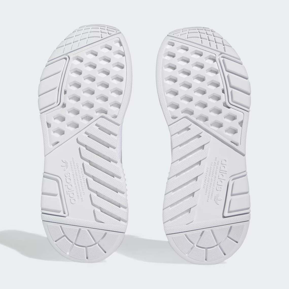 adidas NMD_W1: Phiên bản mới đầy sáng tạo cho phái nữ sắp ra mắt vào tháng 7 - 8