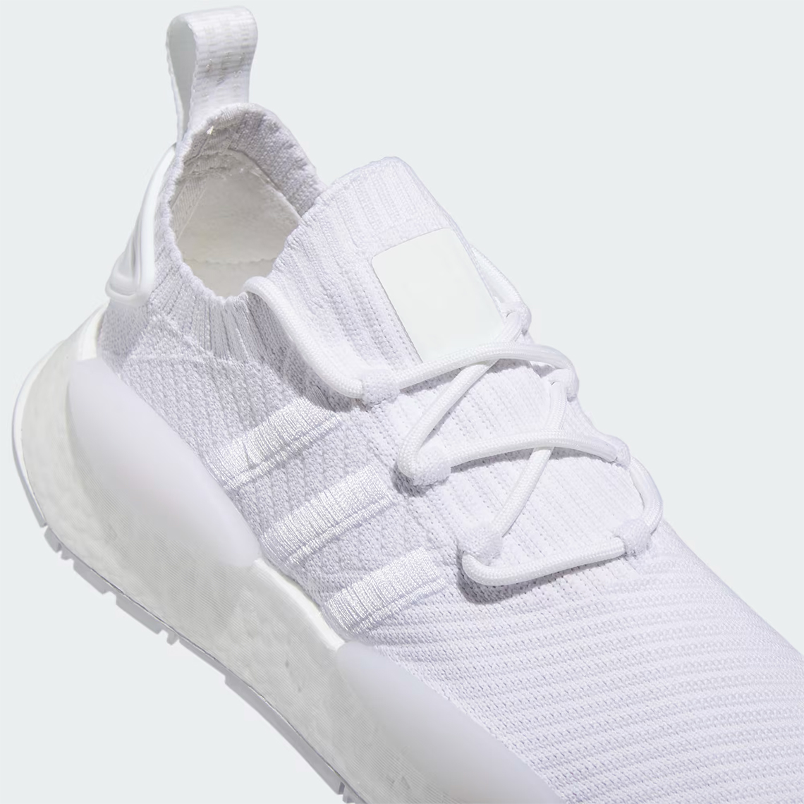 adidas NMD_W1: Phiên bản mới đầy sáng tạo cho phái nữ sắp ra mắt vào tháng 7 - 9