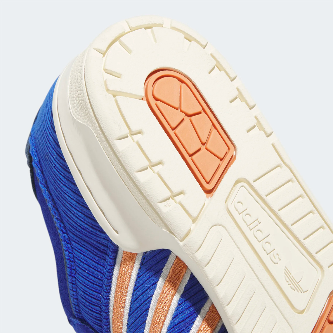 adidas Originals ra mắt bộ sưu tập giày bóng rổ retro NYC-inspired mới. - 24