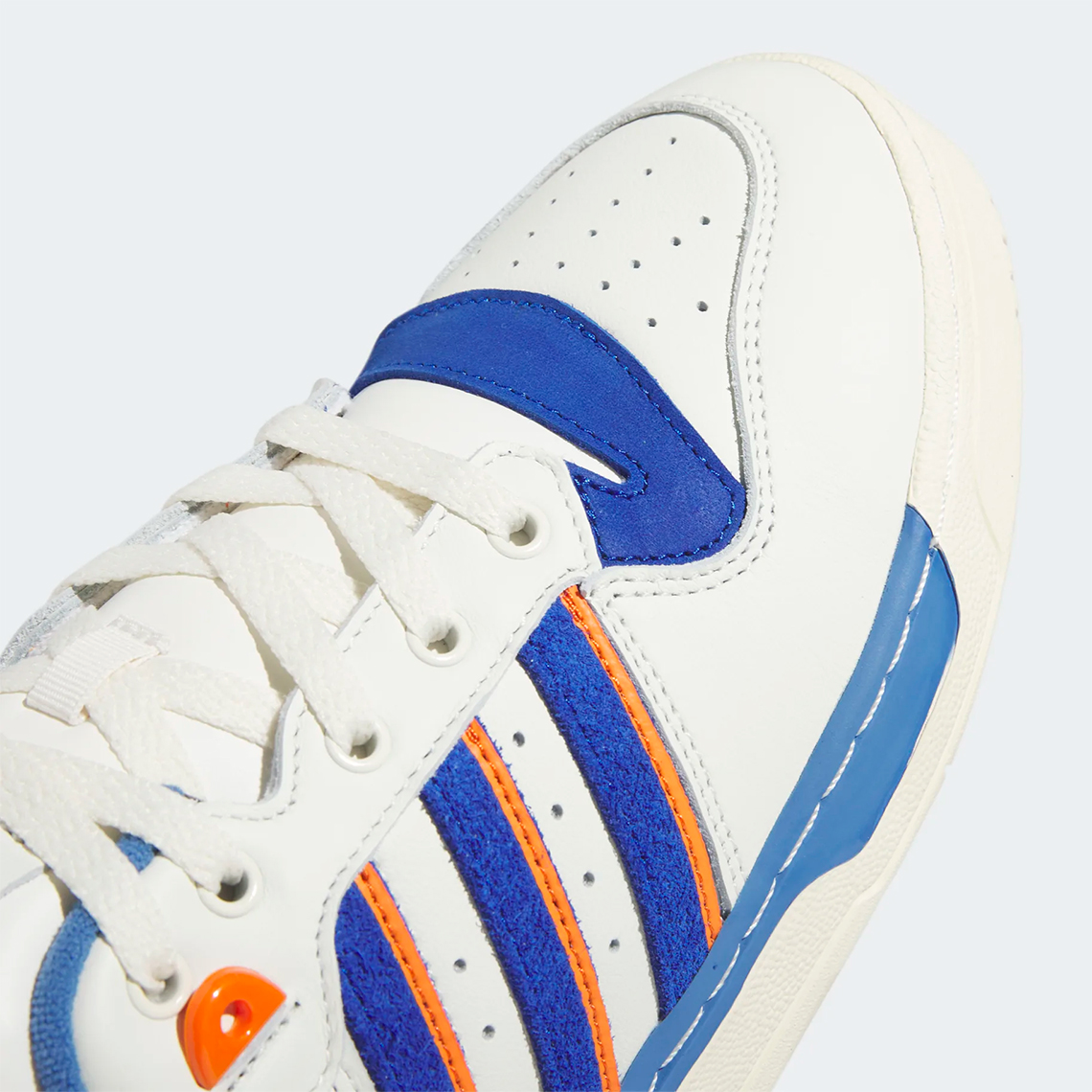 adidas Originals ra mắt bộ sưu tập giày bóng rổ retro NYC-inspired mới. - 9