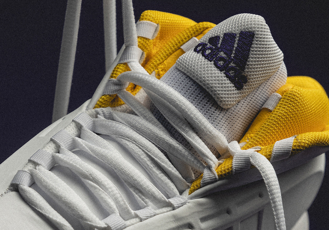 Adidas phát hành lại Lakers Home điên rồ vào ngày 11/11/2022 - 2