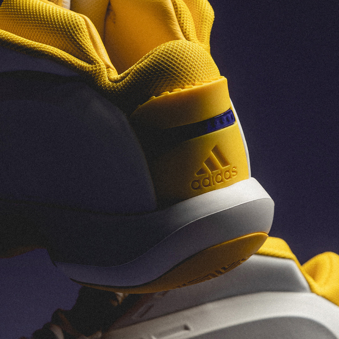Adidas phát hành lại Lakers Home điên rồ vào ngày 11/11/2022 - 3