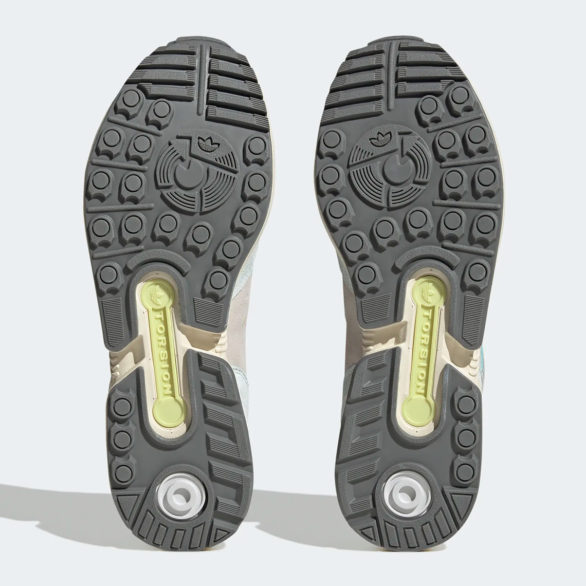 adidas ra mắt mẫu giày ZX 8000 đầy màu sắc cho mùa xuân - 6