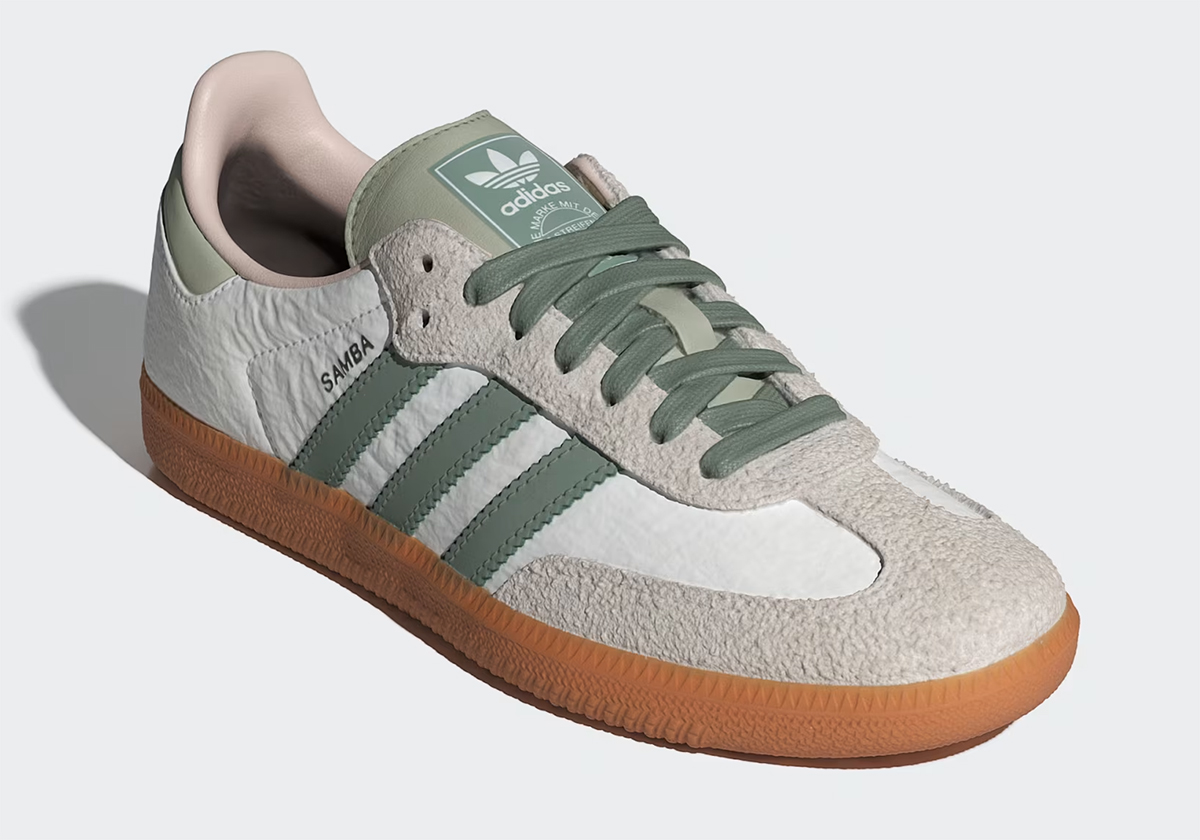 adidas Samba 'Cloud White/Silver Green': Đổi mới trong sự kinh điển - 1