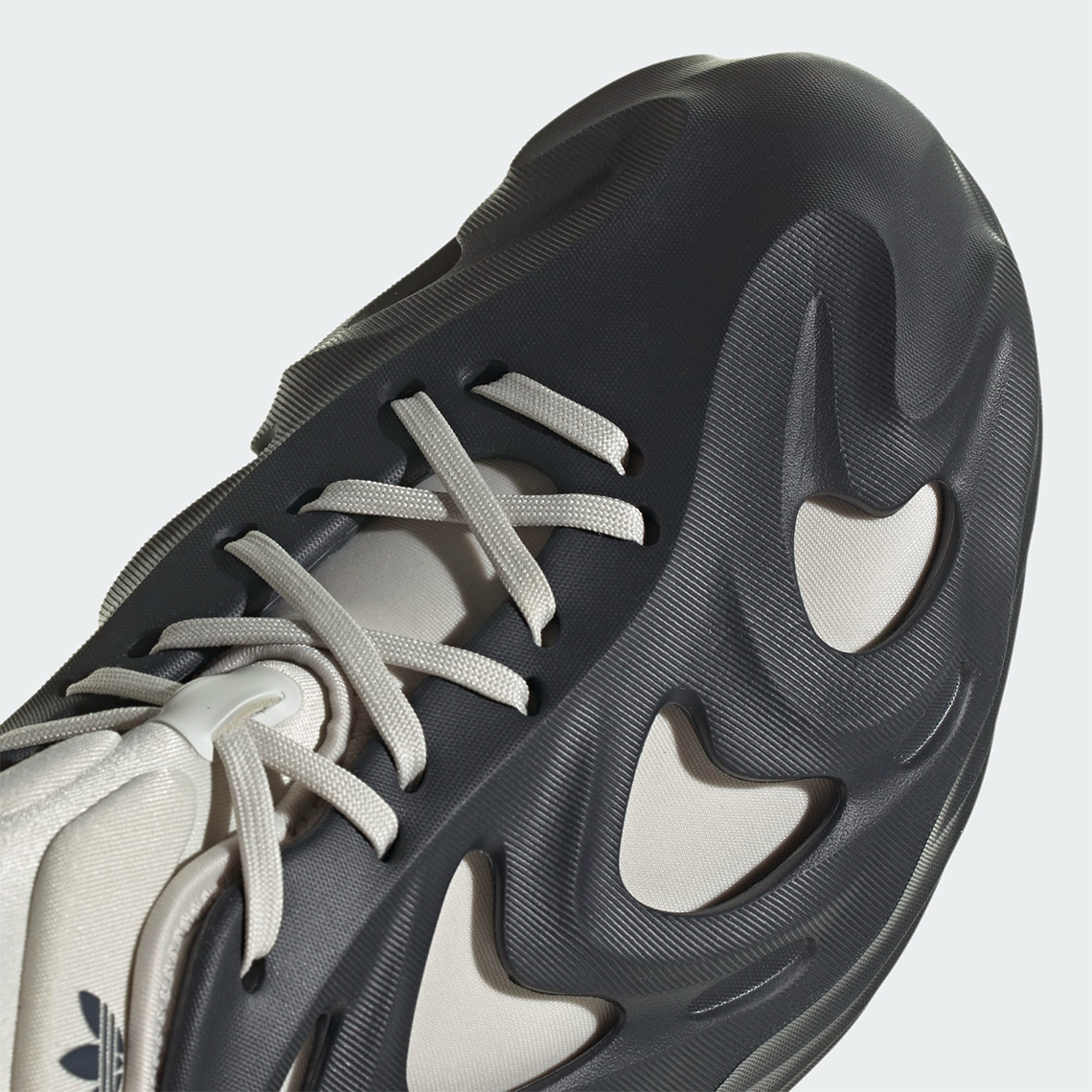 Adidas sẽ phát hành dòng Legend Ink mới vào tháng 12/2022 - 7