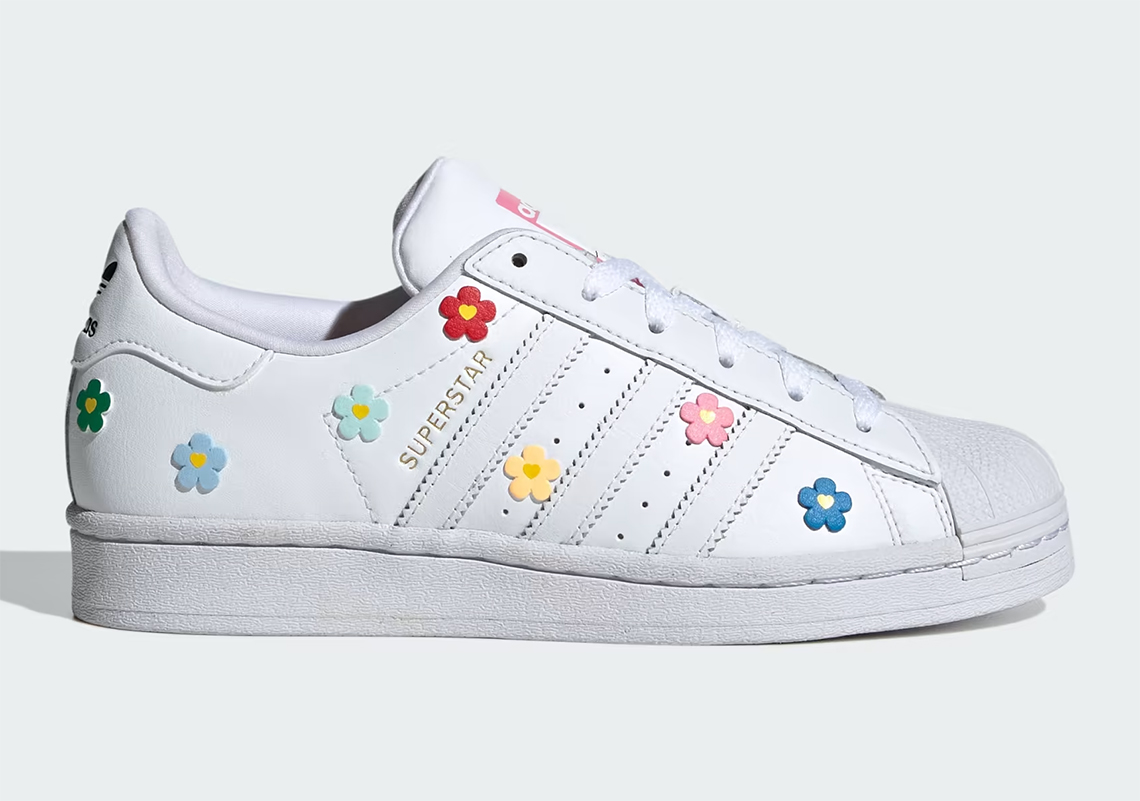 adidas Superstar Hello Kitty - Sự kết hợp độc đáo cho fan Hello Kitty! - 2