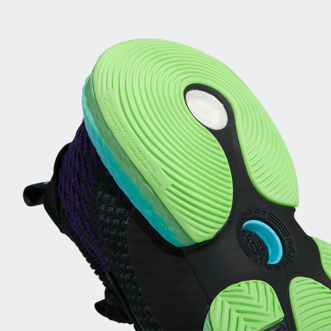 Adidas Trae Young 2 Team Solar Green ra mắt vào 1/11/2022 - 8