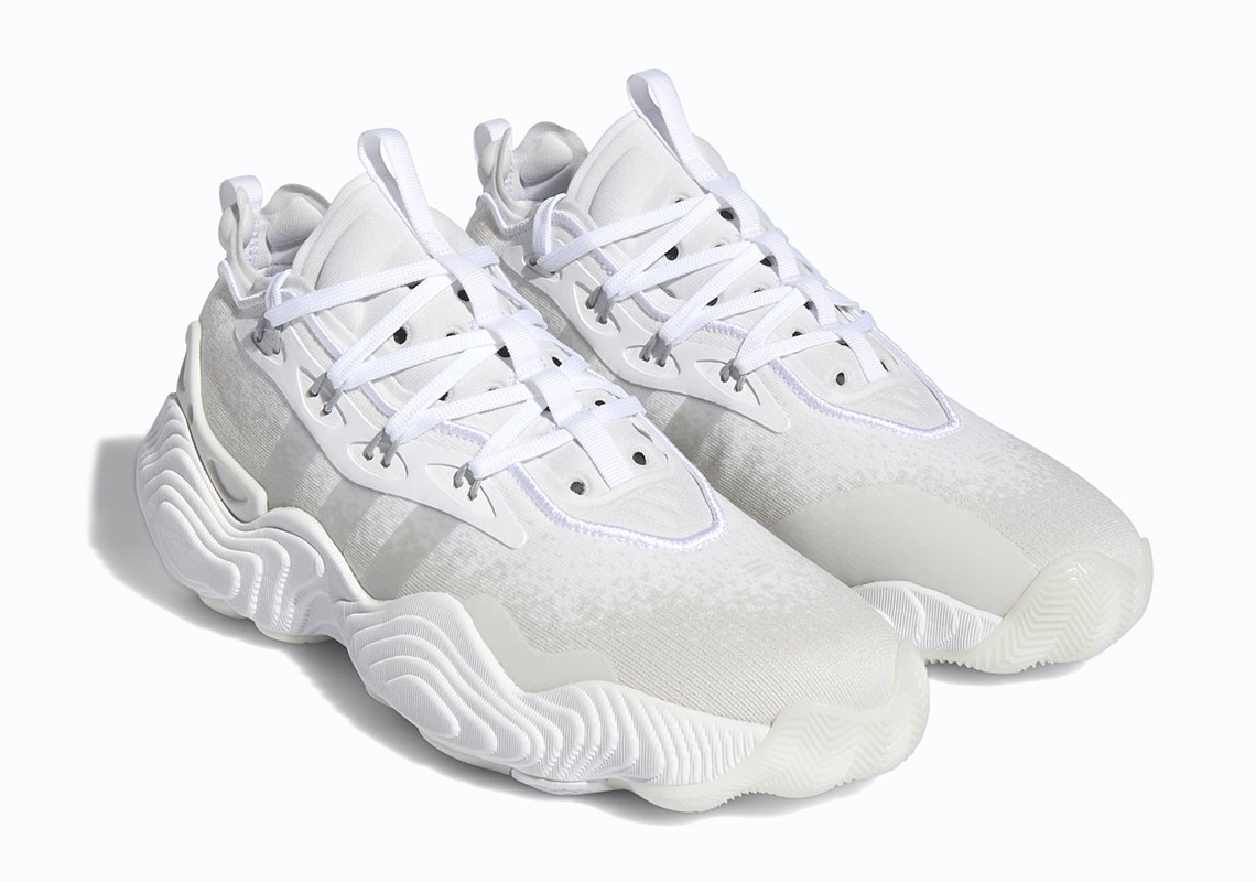 adidas Trae Young 3 'Core White': Mẫu Giày Kỳ Cục Của Nam Cầu Thủ Bóng Rổ - 1