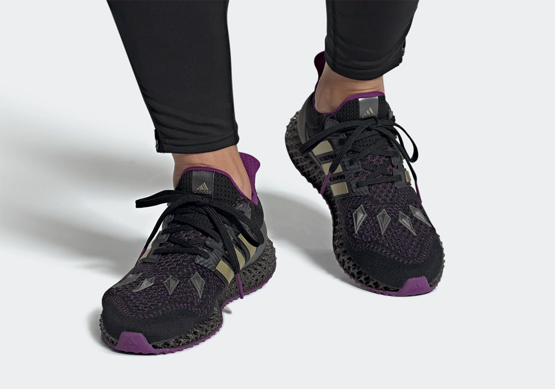 Adidas Ultra 4D này có lớp áo giáp của Black Panther