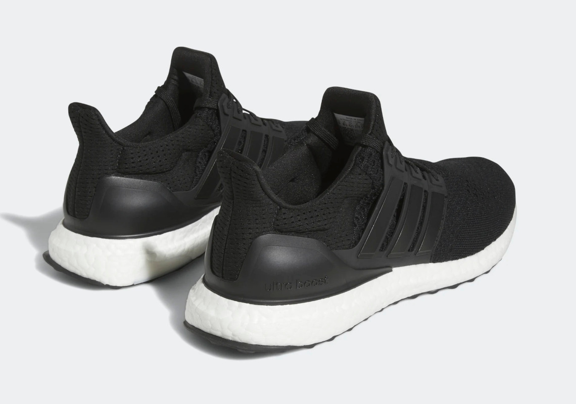 adidas UltraBOOST 10 2023 với các màu Core Black và Cloud White cổ điển - 10