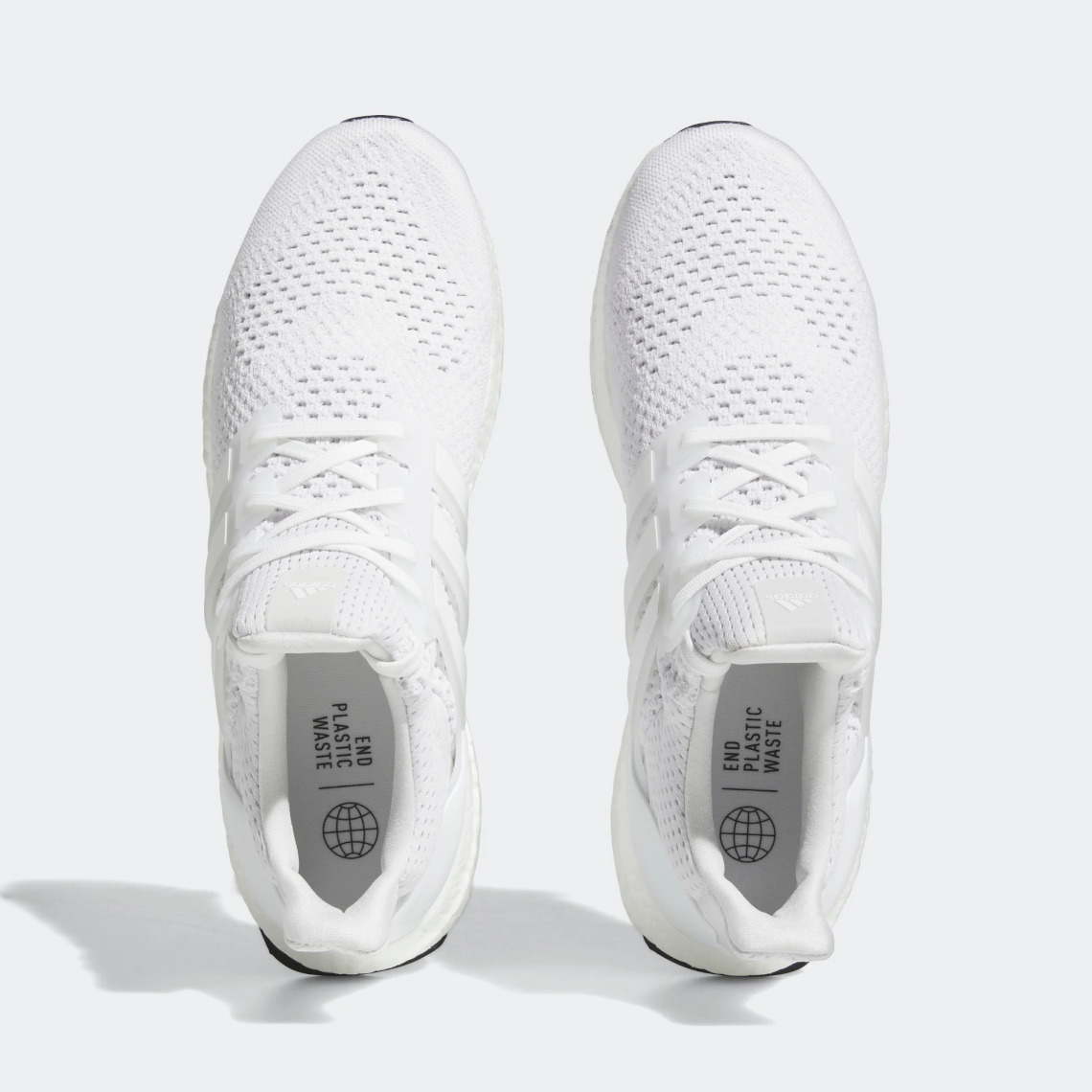 adidas UltraBOOST 10 2023 với các màu Core Black và Cloud White cổ điển - 5