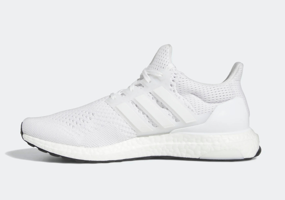 adidas UltraBOOST 10 2023 với các màu Core Black và Cloud White cổ điển - 7