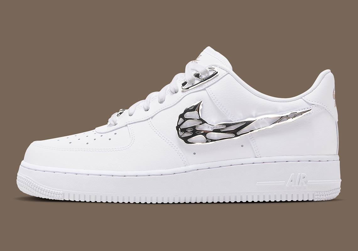 Air Force 1 Lấp Lánh Với Chi Tiết Kim Loại Bắt Mắt - 2