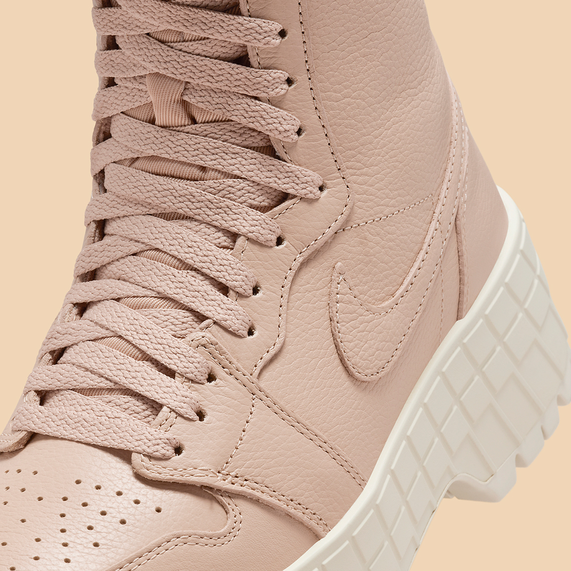 Air Jordan 1 Brooklyn: Đôi Giày Nữ Cao Cấp với Nền Tảng Độc Đáo - 14