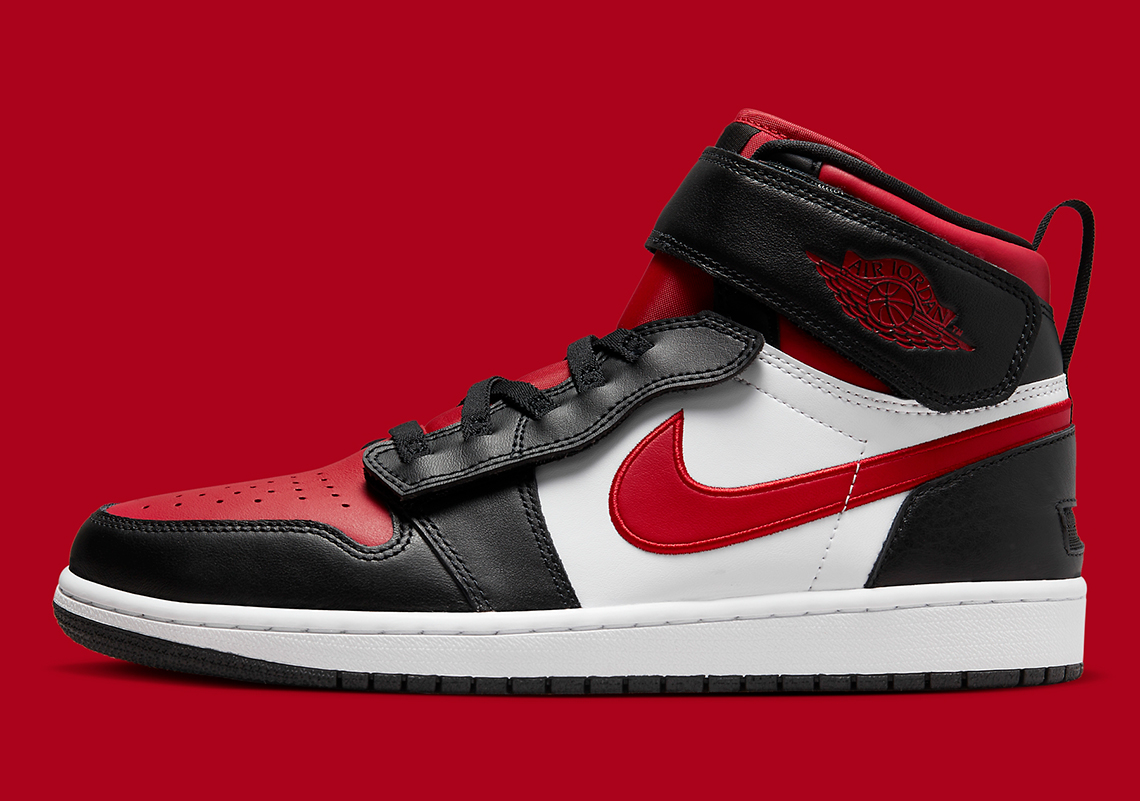 Air Jordan 1 FlyEase  với màu sắc truyền thống Black White Red - 2