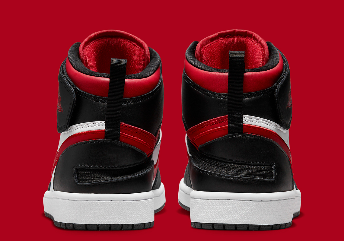 Air Jordan 1 FlyEase  với màu sắc truyền thống Black White Red - 5