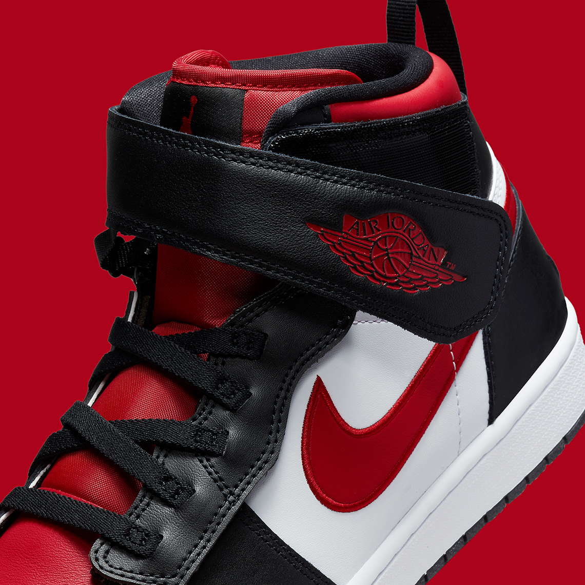 Air Jordan 1 FlyEase  với màu sắc truyền thống Black White Red - 8