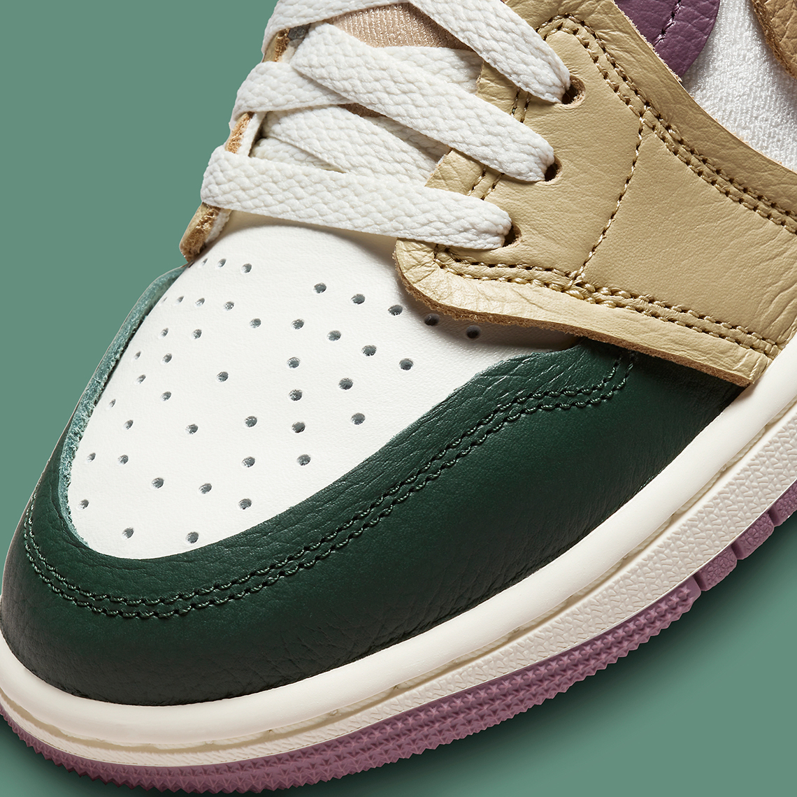 Air Jordan 1 High MM 'Galactic Jade': Sự Kết Hợp Màu Sắc Tươi Sáng Cho Phụ Nữ - 8