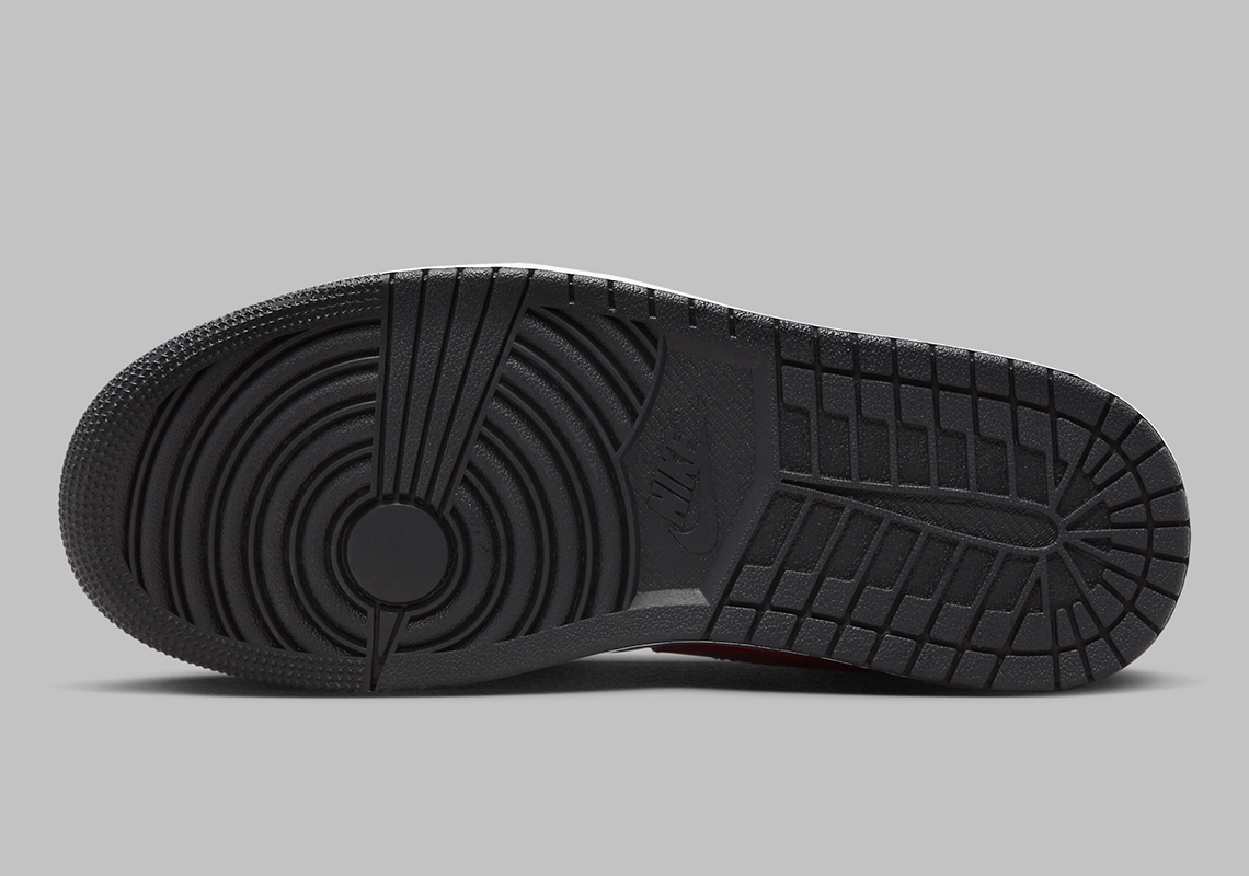 Air Jordan 1 Low 'Black/Grey/Red': Sự Kết Hợp Độc Đáo của Màu Sắc - 5