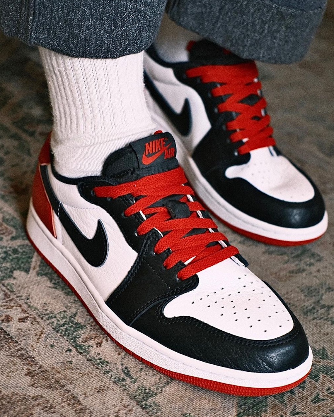 Air Jordan 1 Low OG Black Toe - Sắp ra mắt trong năm 2023 - 5