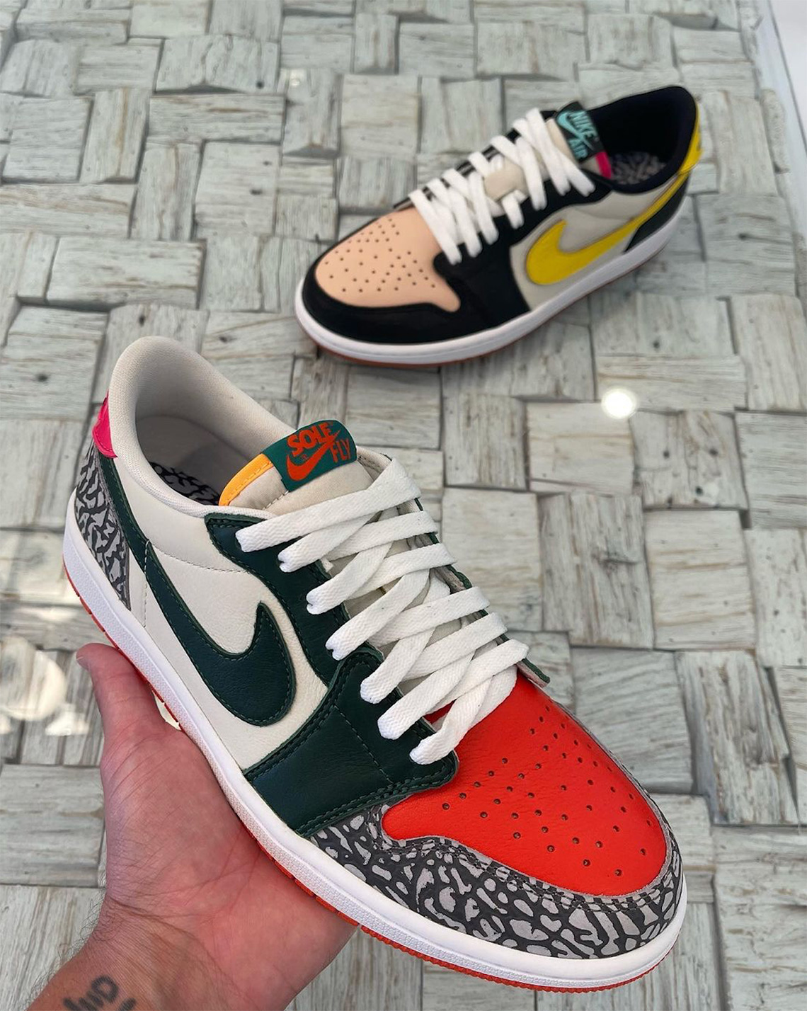 Air Jordan 1 Low OG What The SoleFly: Phiên Bản Đặc Biệt Kỳ Lạ Đang Chờ Được Ra Mắt! - 2