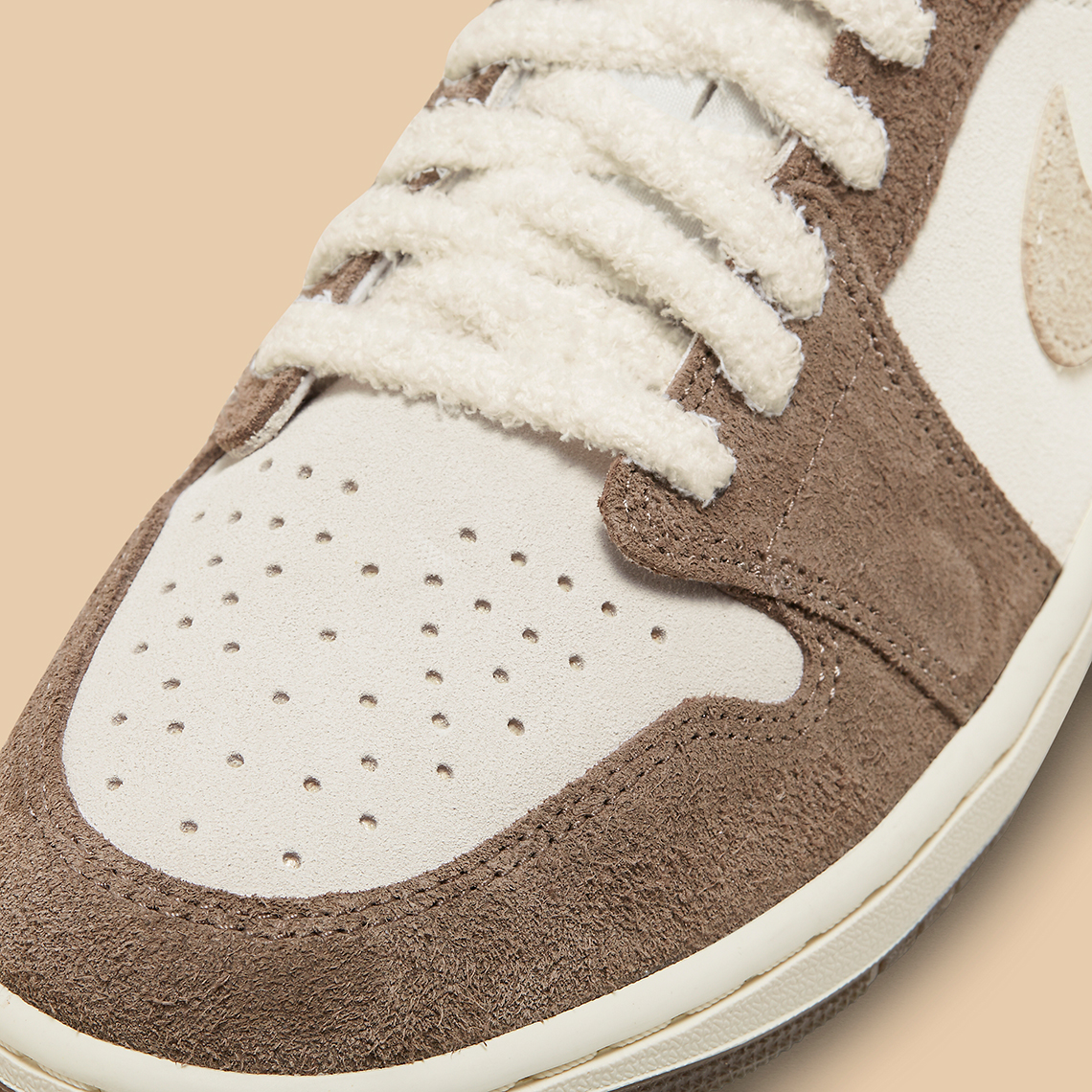 Air Jordan 1 Low Year Of The Rabbit bản giới hạn ở 5000 đôi - 9