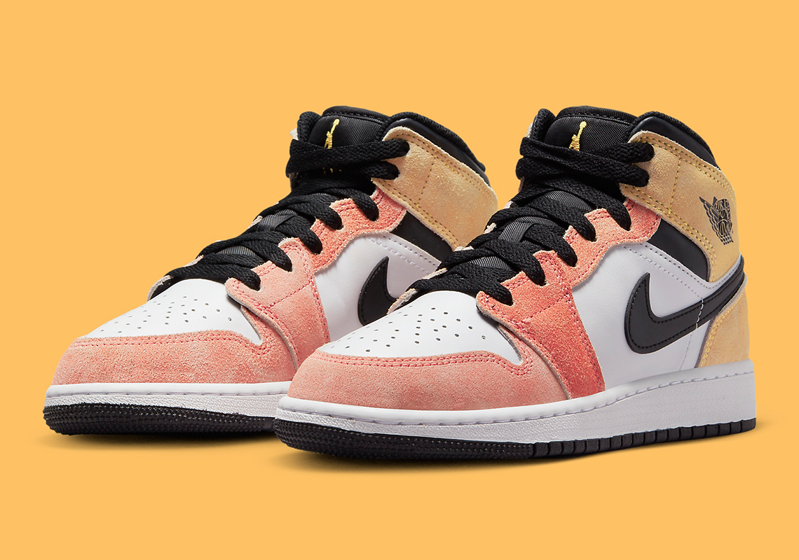 Air Jordan 1 Mid "Flight Club" đã sẵn sàng cất cánh