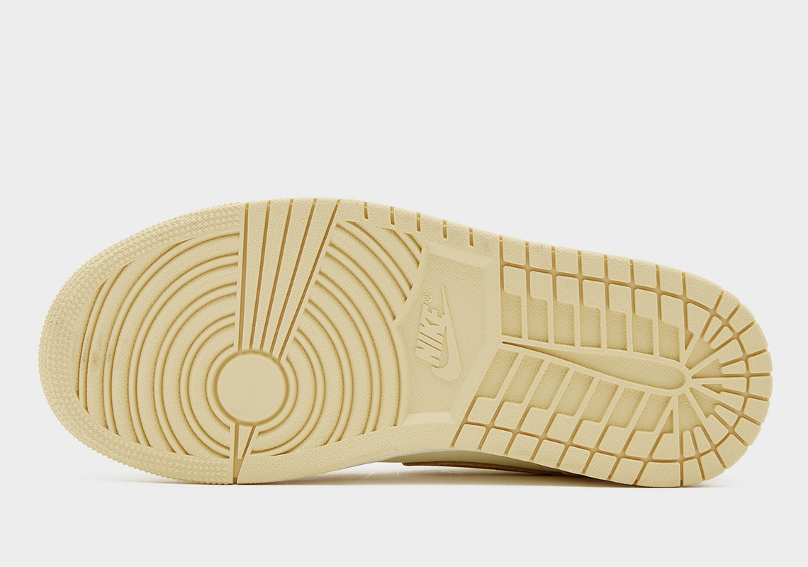 Air Jordan 1 Mid Mới Ra Mắt: Màu Vàng Đậm và Vượt Ngoài Truyền Thống - 5