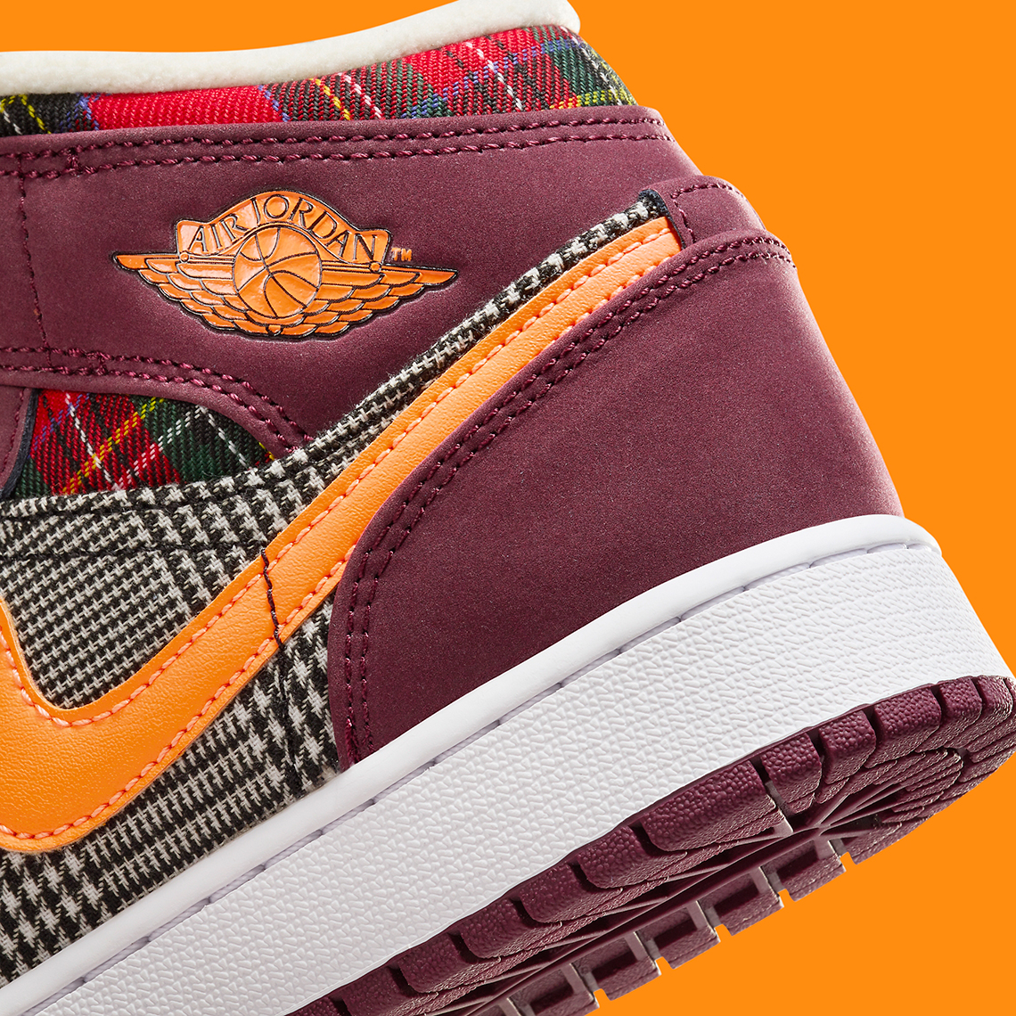 Air Jordan 1 Mid Plaid: Sự Kết Hợp Thời Trang Cho Mùa Thu - 8
