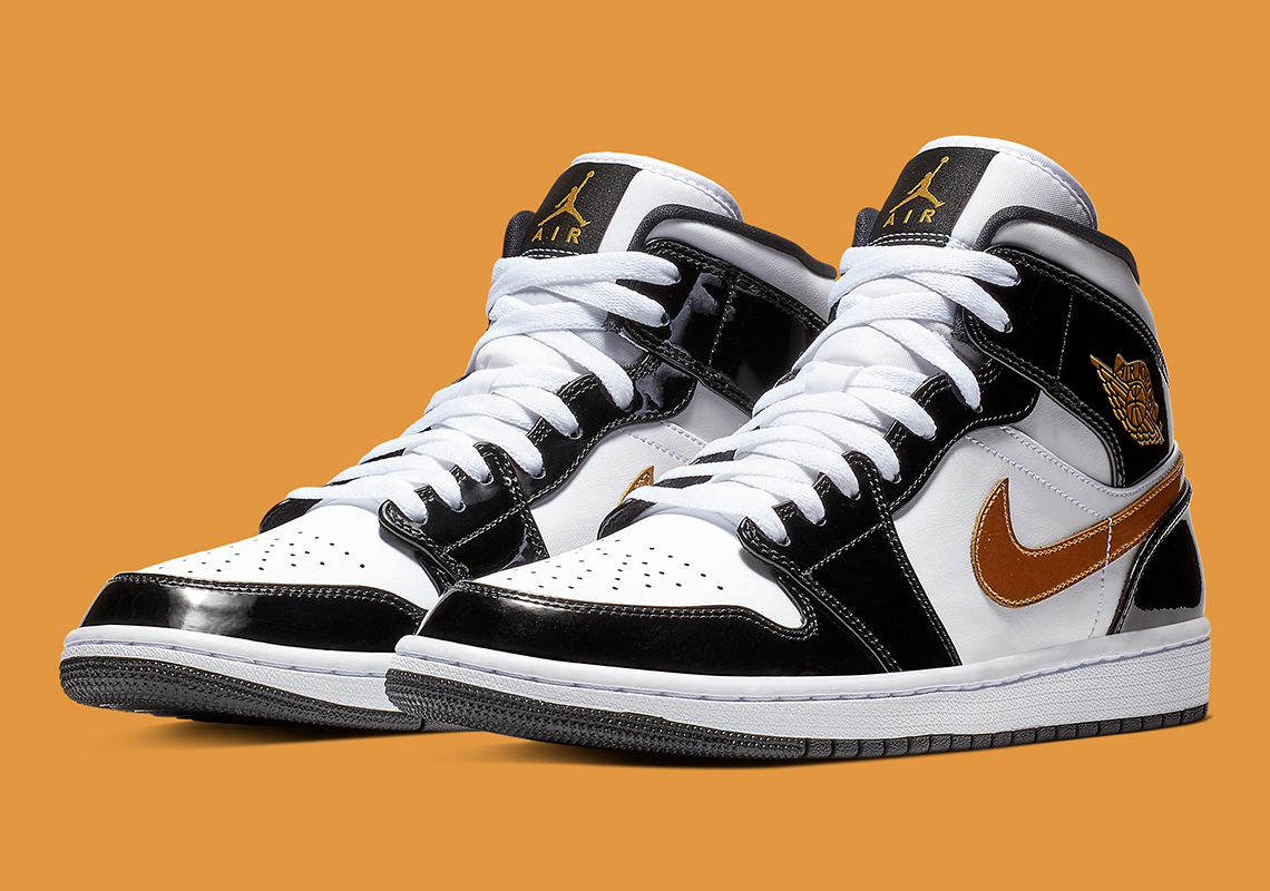 Air Jordan 1 Mid SE 'Black/Gold': Trở Lại Với Sắc Đen Và Vàng Đẹp Mắt - 1