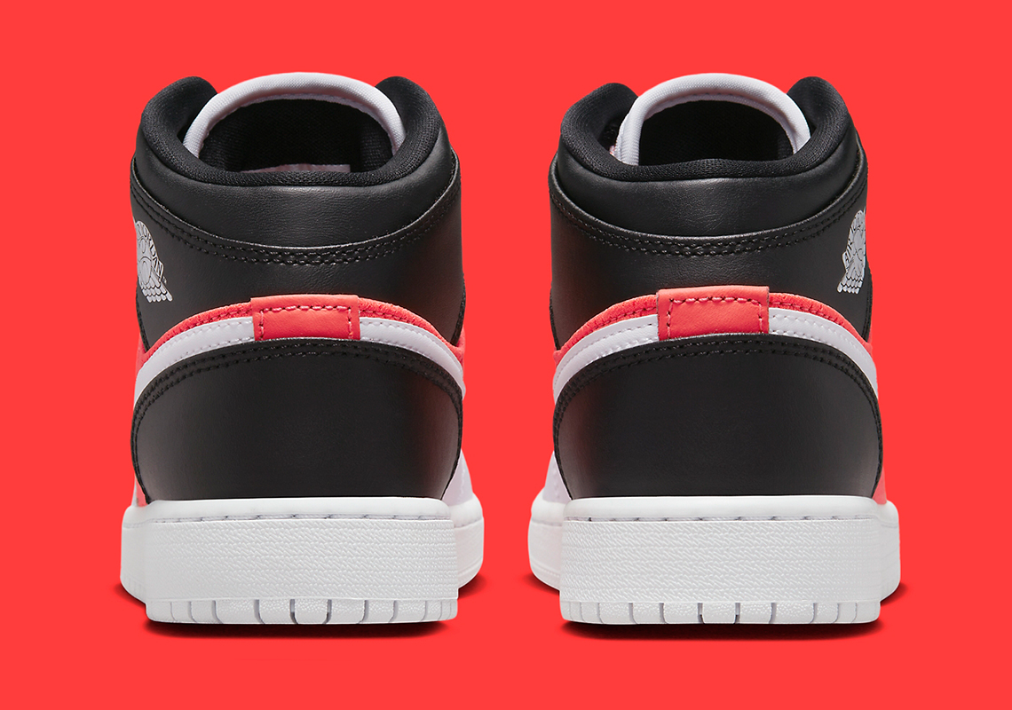 Air Jordan 1 Mid Sử Dụng Chất Liệu Jersey Knit - 4