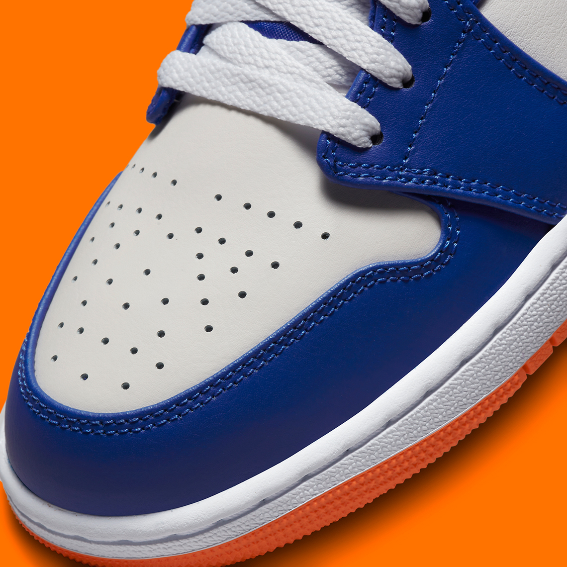 Air Jordan 1 Mid xuất hiện với màu sắc thân thiện với Knicks - 7